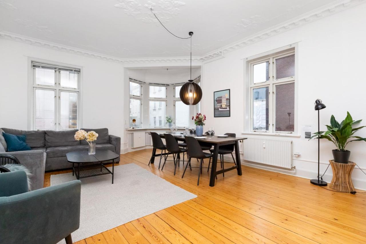 Arhus Bedst Placerede Lejlighed & Udsigt Bagian luar foto